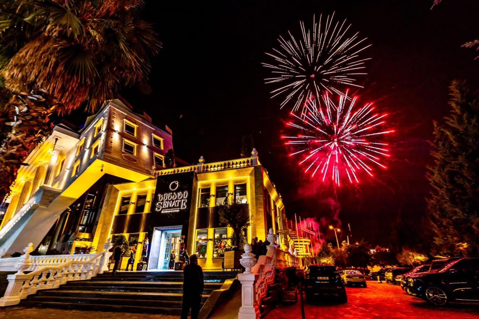 Queen Apartments In Batumi Exterior foto